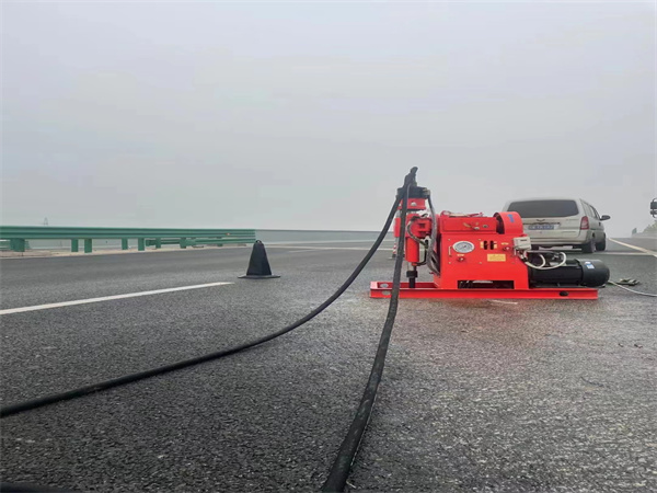 黄陂马路路基路面开裂下沉注浆加固灌浆